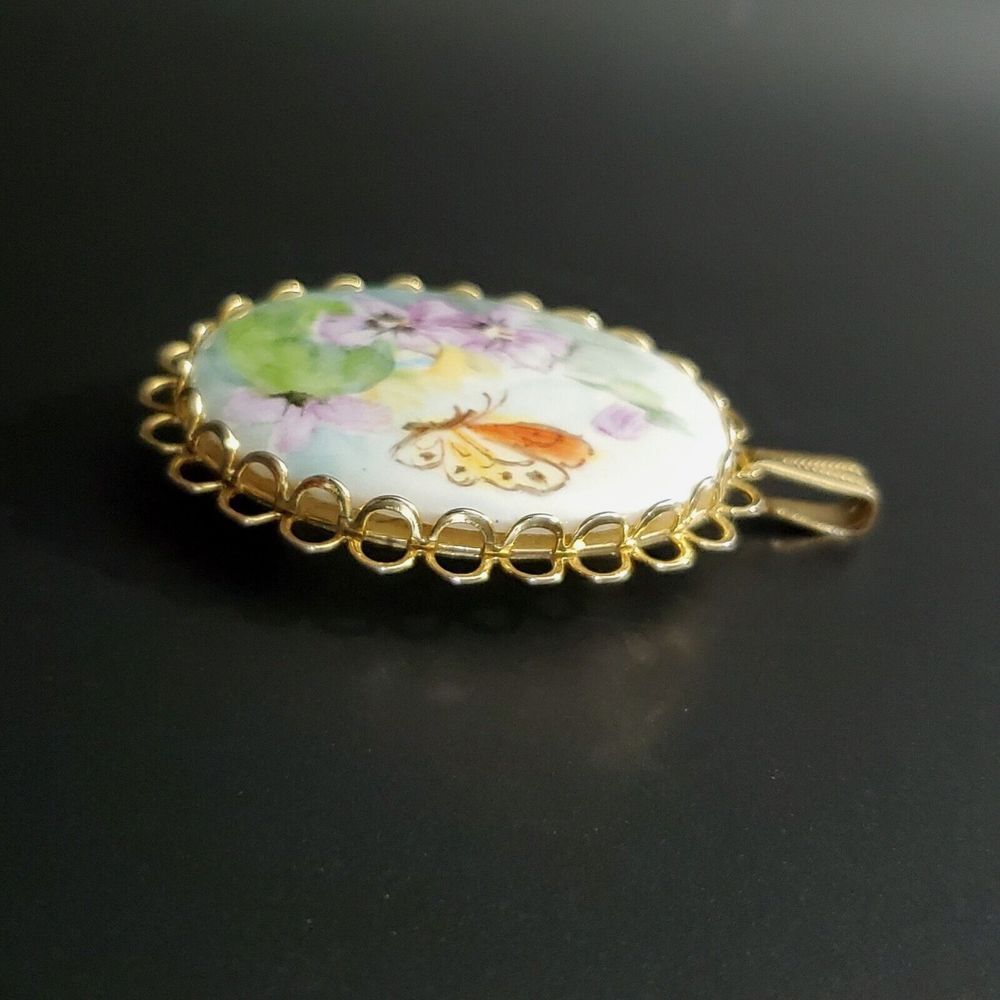 OOAK‎ ANTIQUE HANDPAINTED PORCELAIN PENDANT BROOCH PIN  1.75 x 1.3/8" INCHES - Picture 8 of 9
